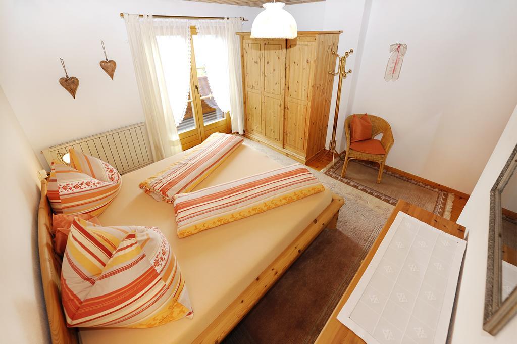 Apartamento Haus Natalie Bartholomäberg Habitación foto